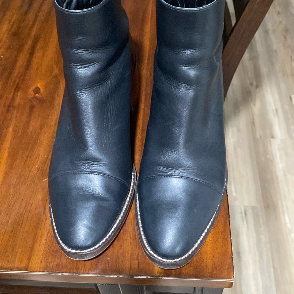 Black leather ankle Cole Haan waterproof boots size 7